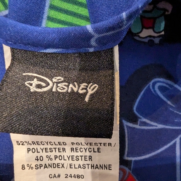 DISNEY Lilo & Stitch Cute Scrub Top Featuring a Christmas Theme Stitch Sz 3X - Picture 6 of 14